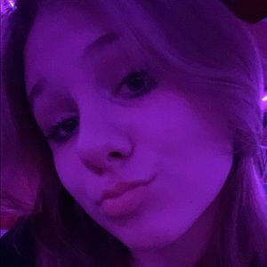 Meet your Posher, Kaila